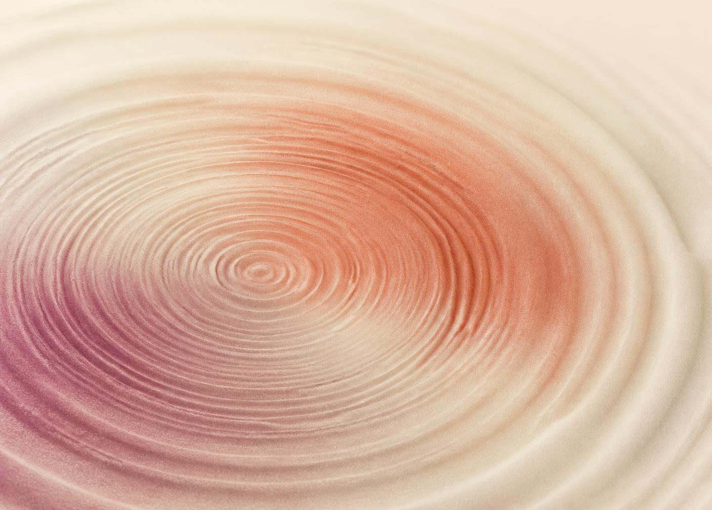 Abstract concentric sound-wave ridges in warm cream and terracotta, the cover artwork of the buyer's guide